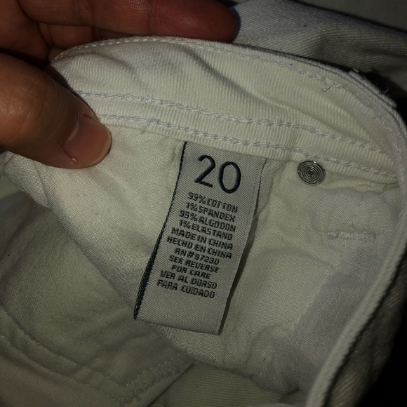 Used Plus Size Distressed White Skinny Jeans - Picture 8 of 8